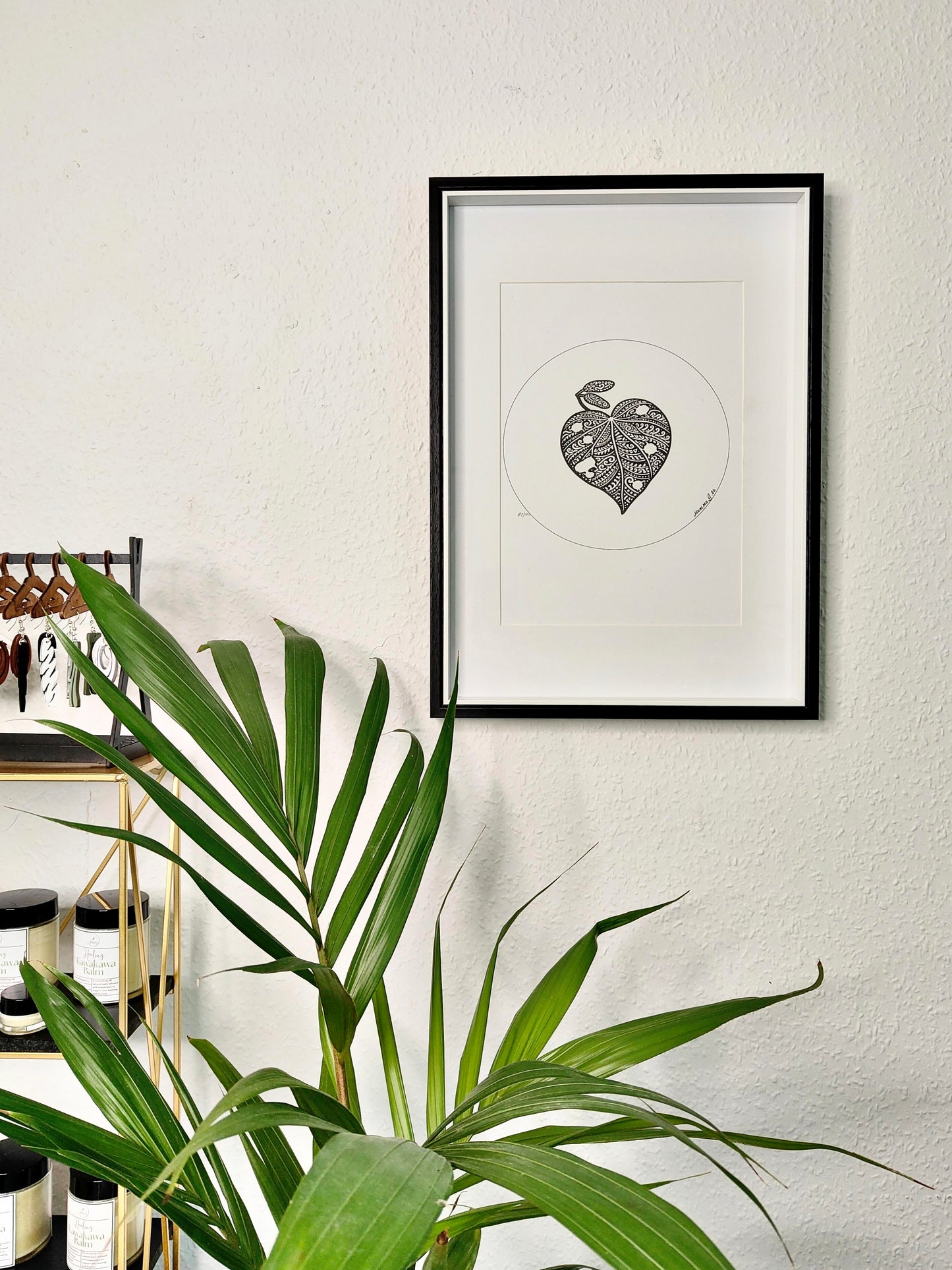 Te Kōrero O Te Aroha - Kawakawa Print